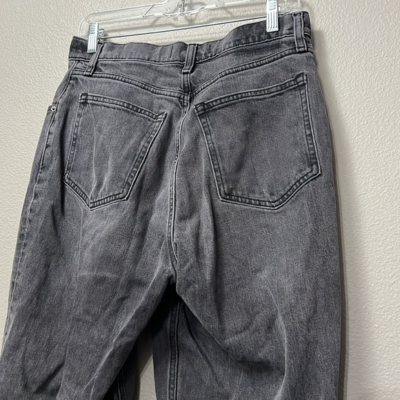 Abercrombie & Fitch Curve Love Ultra High Rise 90s Straight Jean - Picture 12 of 16
